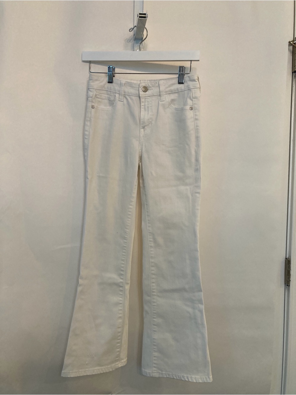 Franki Women’s White Flare Jeans — Classic High-Rise Style Youth 12